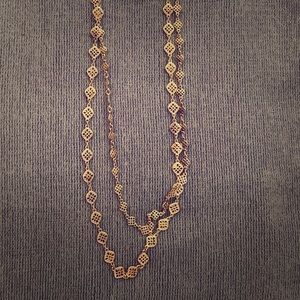 EUC Stella and Dot Devon gold layering necklace